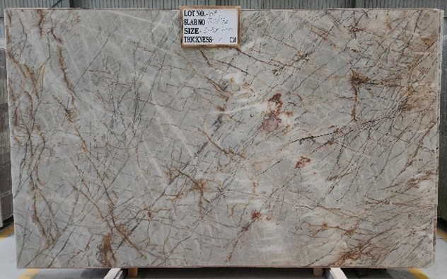 Quartz slabs and countertops in US